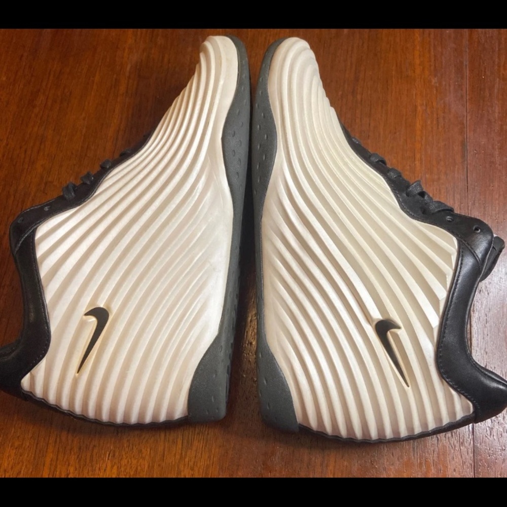 *RARE* Nike Lunarwavy Sky Hi size 9 Gently Used